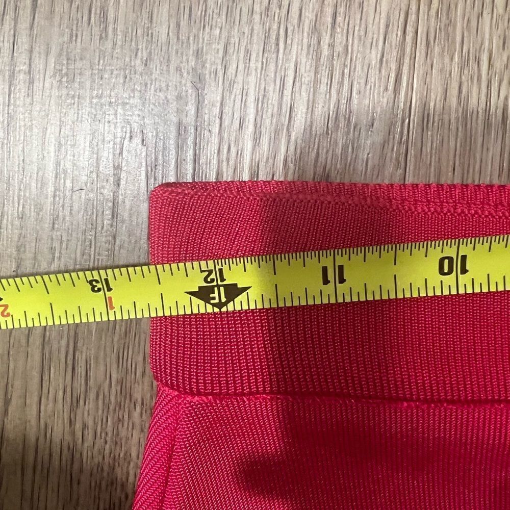 PAOLA BERNARDI Hanne Knit Fridge Skirt In Fushcia size Small NWT$518 - Picture 7 of 9